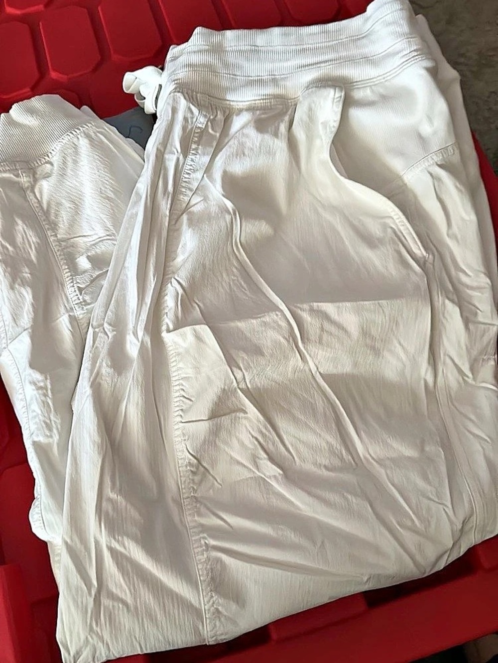 Lululemon WovenAir Cinchable Cuff High-Rise Jogger White